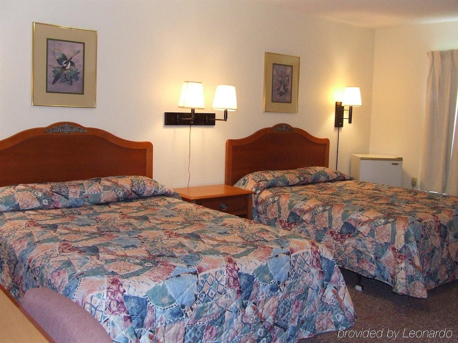 Best Budget Inn คาร์เธจ ห้อง รูปภาพ